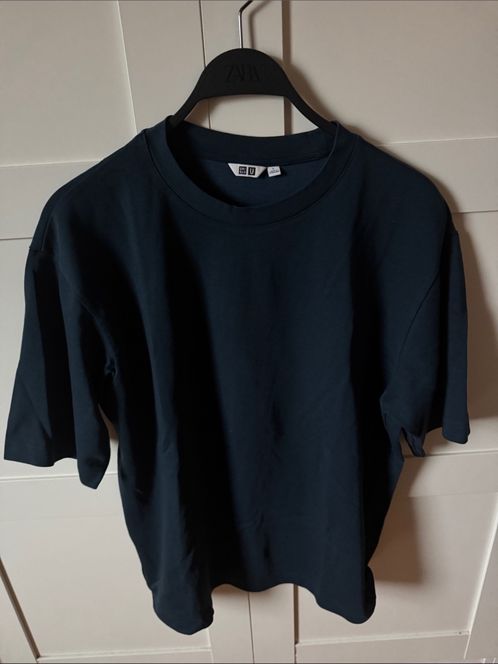 Uniqlo Men’s Navy Blue Crew Neck Short Sleeve Tee